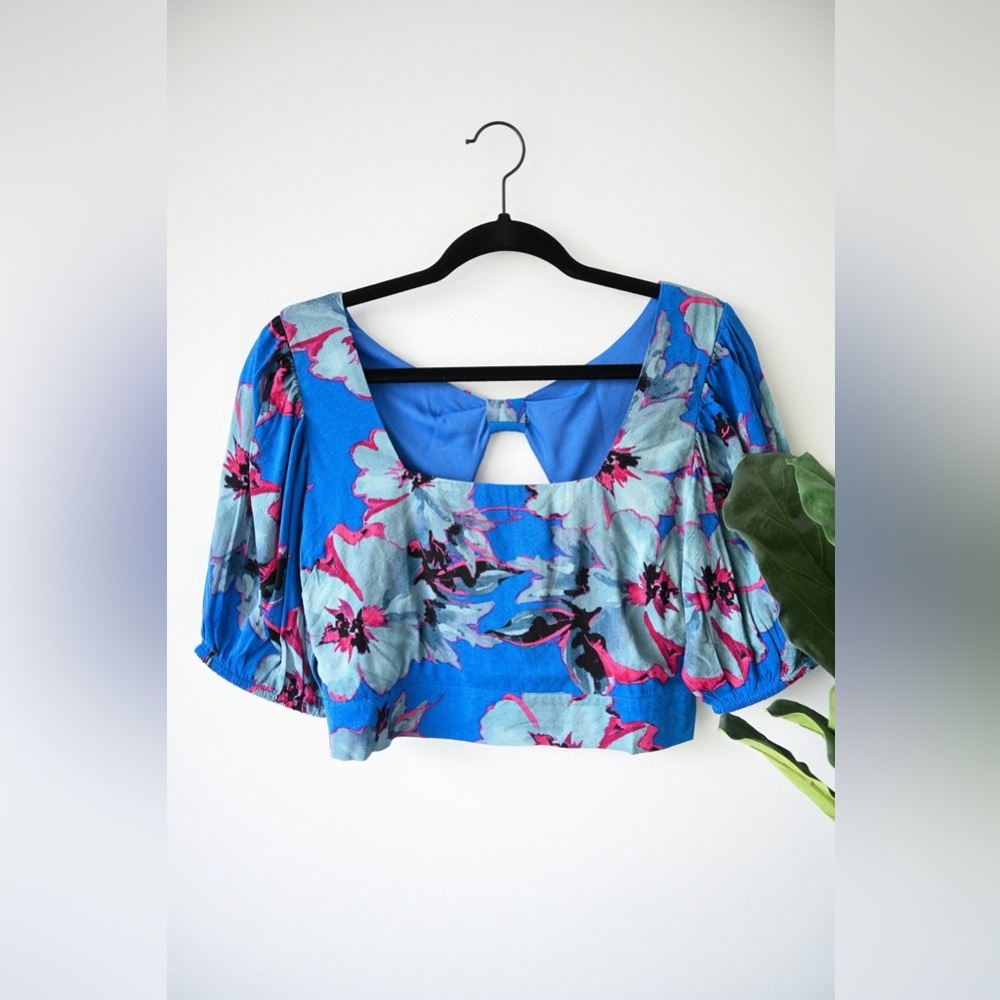 Band of The Free Floral Cropped Blouse